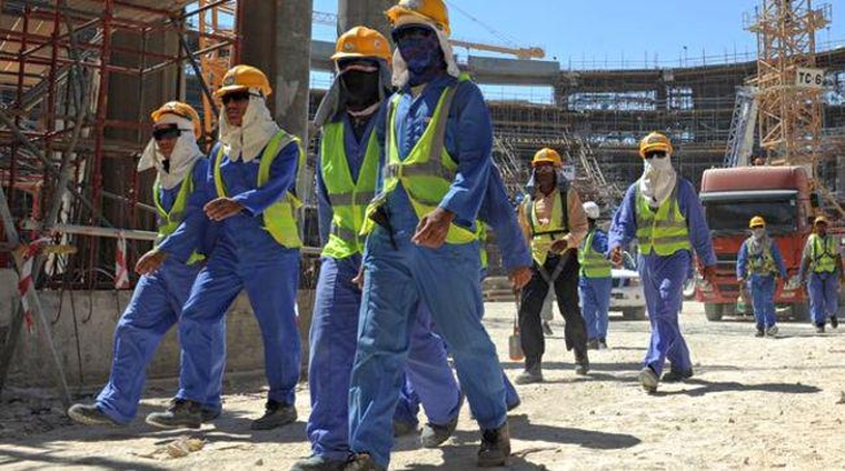 Διεθνής Αμνηστία: «Εργαζόμενοι μετανάστες χωρίς μισθό για μήνες σε έργα στα γήπεδα του Μουντιάλ»