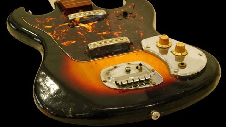 Δημοπρατήθηκε κιθάρα του Τζίμι Χέντριξ πριν γίνει διάσημος