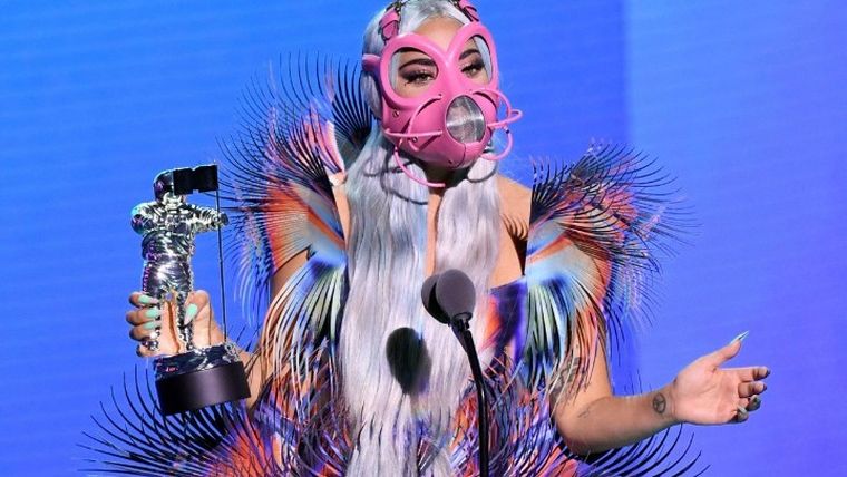 «Απόκοσμη» η εμφάνιση της Lady Gaga στα Video Music Awards