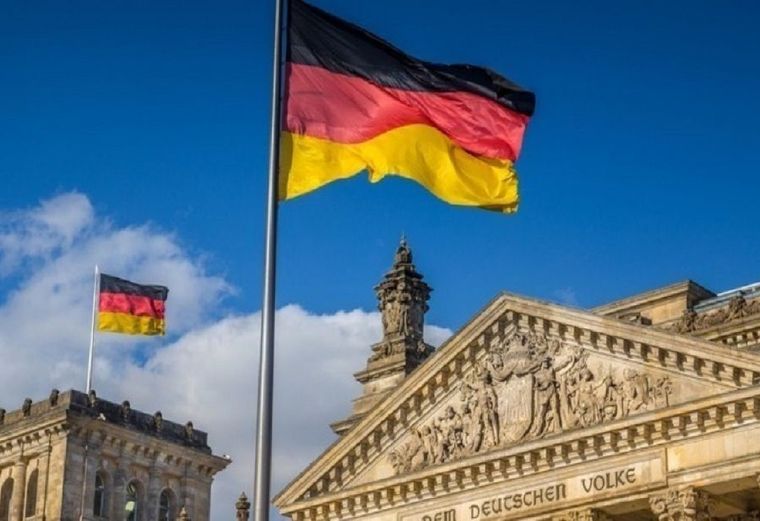 Γερμανία: 10 δισ. ευρώ οικονομική βοήθεια στις επιχειρήσεις που θα πληγούν από το «μερικό lockdown»