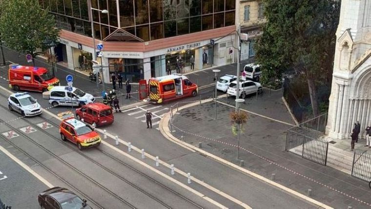 Γαλλία: Επίθεση με μαχαίρι στη Νίκαια με τρεις νεκρούς και πολλούς τραυματίες