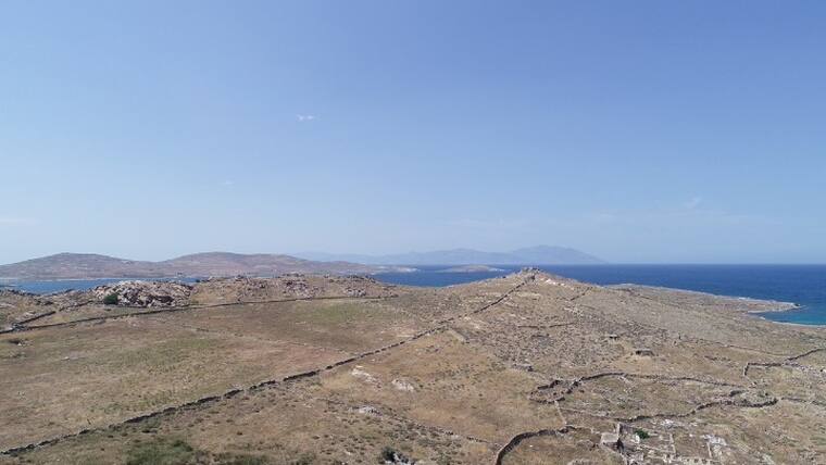 Ρήνεια: 120 χρόνια μετά τις πρώτες ανασκαφές, η Εφορεία Αρχαιοτήτων Κυκλάδων επιστρέφει στο νησί