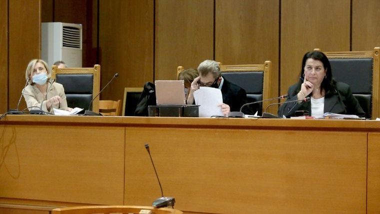 Δίκη Χρυσής Αυγής: Πιθανόν αύριο η ανακοίνωση της απόφασης για τις αναστολές