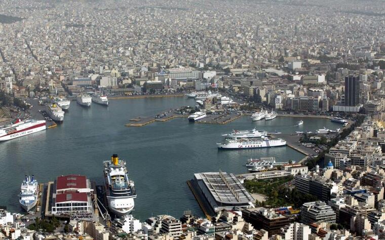 Το λιμάνι του Πειραιά ανέβηκε στην πρώτη θέση της Μεσογείου και στην τέταρτη στην Ευρώπη