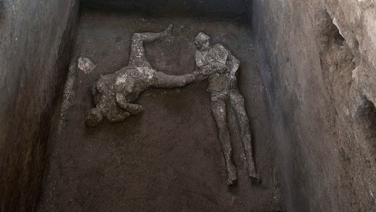 Τα λείψανα ενός πλούσιου κι ενός σκλάβου στα ερείπια της Πομπηίας ανακάλυψαν αρχαιολόγοι