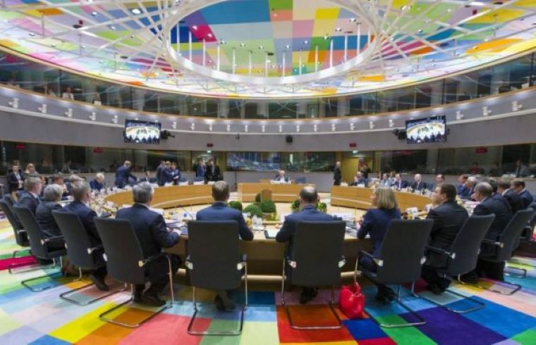 «Ένα βήμα πιο μπροστά» κάνει το Ευρωπαϊκό Συμβούλιο με την Τουρκία