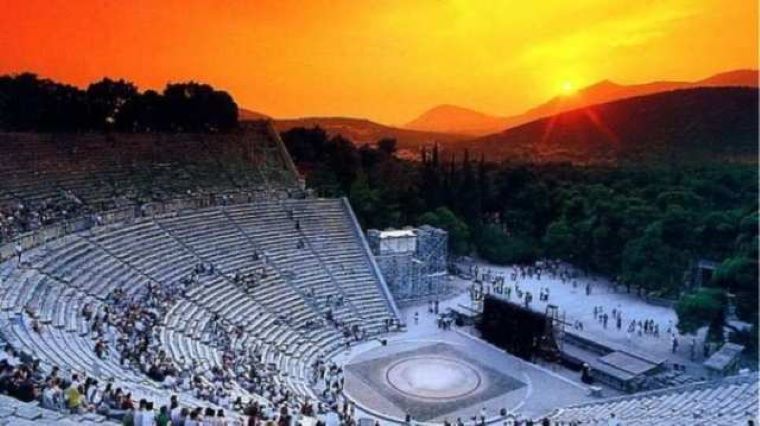 «Χώροι σε αναμονή»: Tα θέατρα του Ελληνικού Φεστιβάλ στην εποχή της πανδημίας