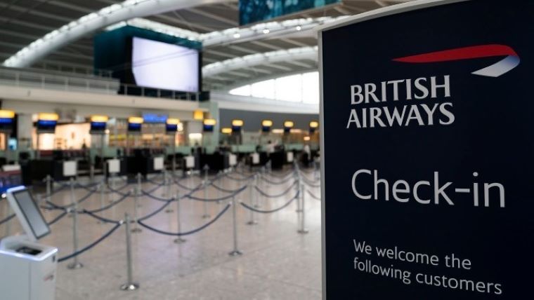 Βρετανία: Βουτιά 73% κατέγραψε η επιβατική κίνηση στο αεροδρόμιο του Χίθροου το 2020