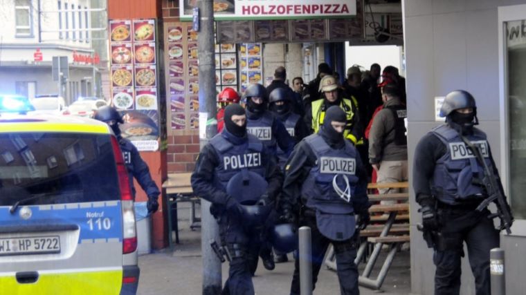 Συναγερμός στη Φρανκφούρτη: Επίθεση με μαχαίρι – Πολλοί τραυματίες