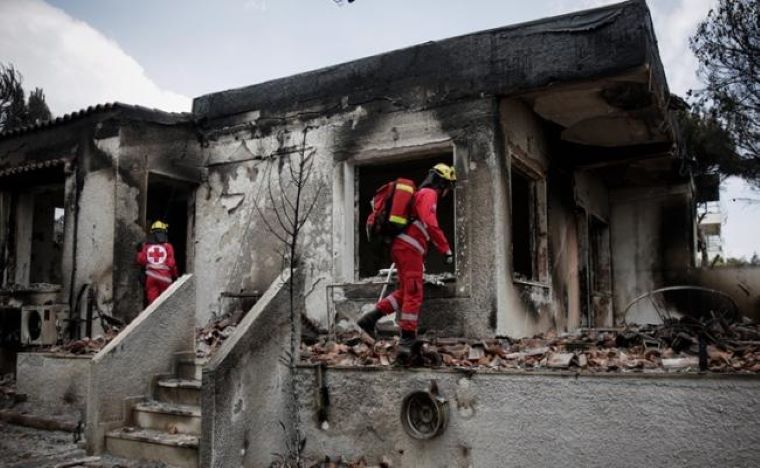 Τραγωδία στο Μάτι: Ευθύνες στην Πυροσβεστική επιρρίπτουν στελέχη της Τροχαίας και της ΕΛ.ΑΣ