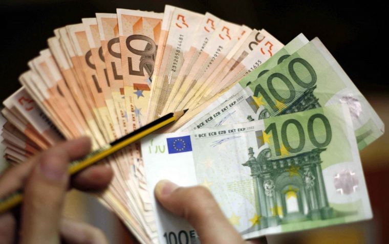 Τράπεζες: Με διάθεση κεφαλαίων 20 δισ. ευρώ και μέτρα στήριξης νοικοκυριών 45 δισ. ευρώ έκλεισε το 2020