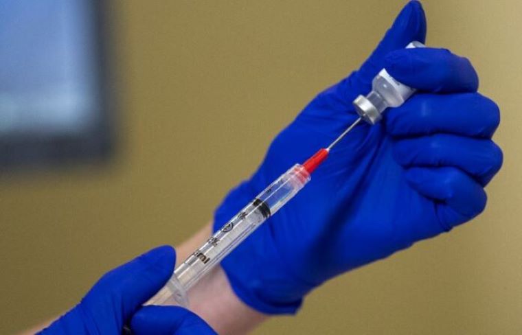 ECDC: Η επιδημιολογική κατάσταση συνεχίζει να είναι σοβαρή στην Ευρώπη παρά την έναρξη των εμβολιασμών
