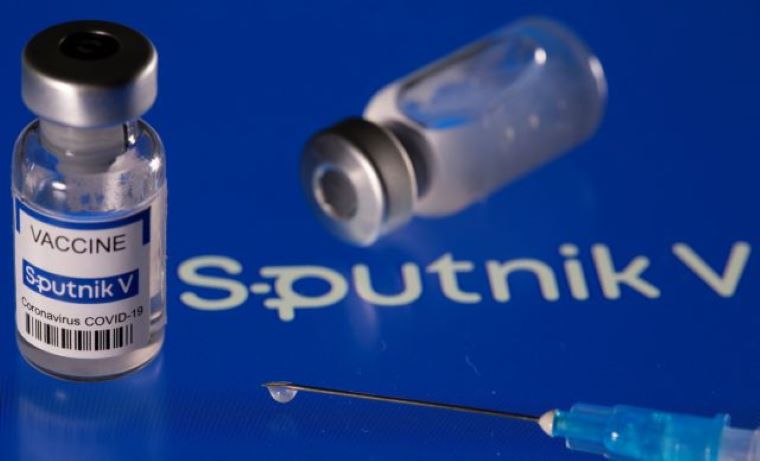 Σπάνια τα περιστατικά μόλυνσης από κορονοϊό μετά τον εμβολιασμό με το Sputnik-V