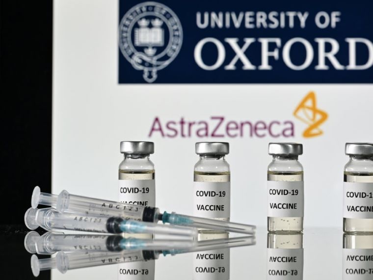 Ακόμη και η Βρετανία συστήνει να μην χρησιμοποιείται το εμβόλιο της AstraZeneca στους κάτω των 30 ετών