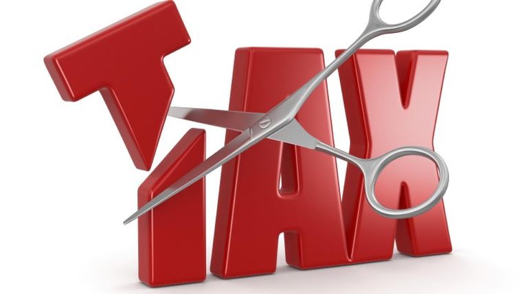 Πέντε φορολογικές ελαφρύνσεις για στήριξη νοικοκυριών και επιχειρήσεων