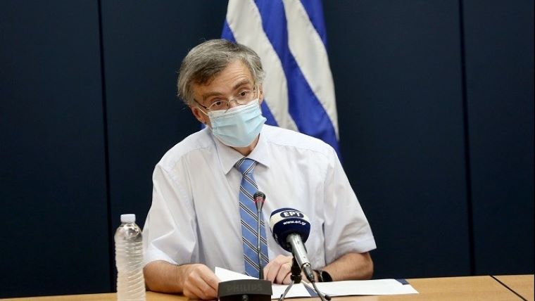 Σ. Τσιόδρας: «Τα μέτρα πρέπει να συνεχιστούν ,ορατή λύση τα εμβόλια»