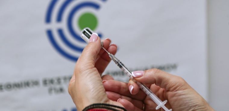 Κικίλιας: «Μέχρι τις 30 Ιουνίου θα μπορεί να εμβολιαστεί όποιος ενήλικος το επιθυμεί»
