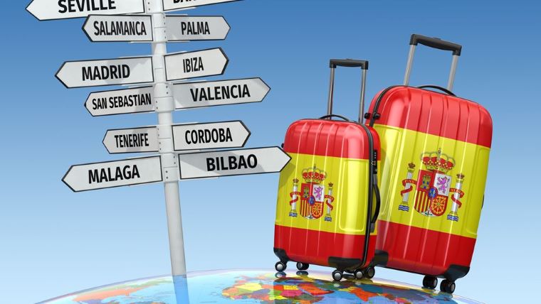 Βουτιά 76% στις τουριστικές αφίξεις στην Ισπανία τον Μάρτιο