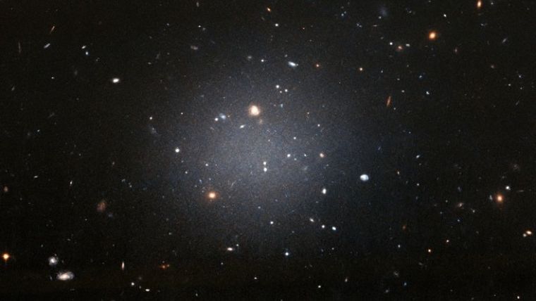 Δημιουργήθηκε νέος πιο ολοκληρωμένος «χάρτης» της σκοτεινής ύλης στο σύμπαν