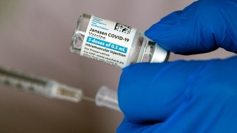 Όσα πρέπει να ξέρουμε για το μονοδοσικό εμβόλιο της Johnson & Johnson