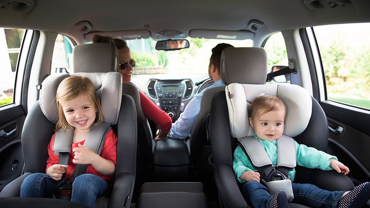 Μπροστά ή πίσω καθίσματα στο αυτοκίνητο; Ποια είναι πιο ασφαλή και πιο άνετα