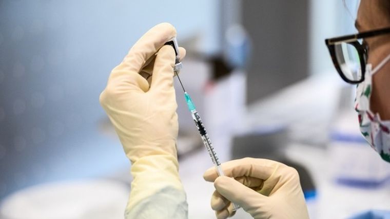 Covid-19: Οι χώρες που επέλεξαν να θεσπίσουν υποχρεωτικό τον εμβολιασμό