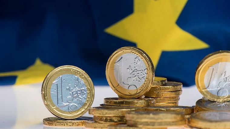 Θετικές οι θερινές οικονομικές προβλέψεις της Κομισιόν για ευρωζώνη και ΕΕ το 2021