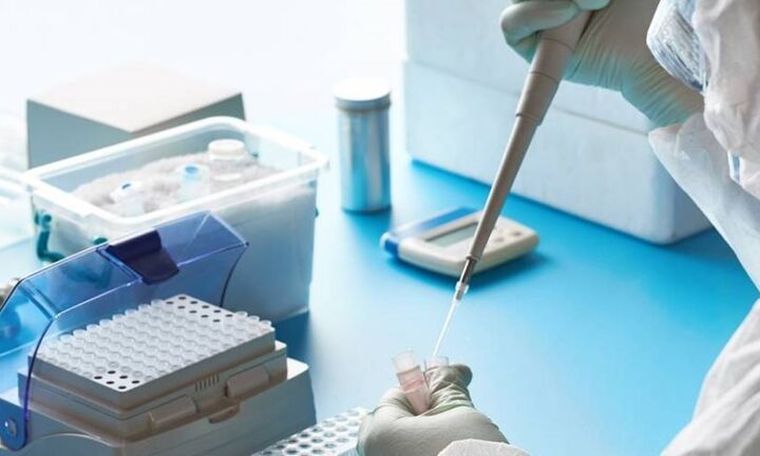 ΕΚΠΑ: Νέα μοριακή μεθοδολογία αξιόπιστης ανίχνευσης και ανάλυσης μεταλλάξεων SARS-CoV-2 σε λύματα
