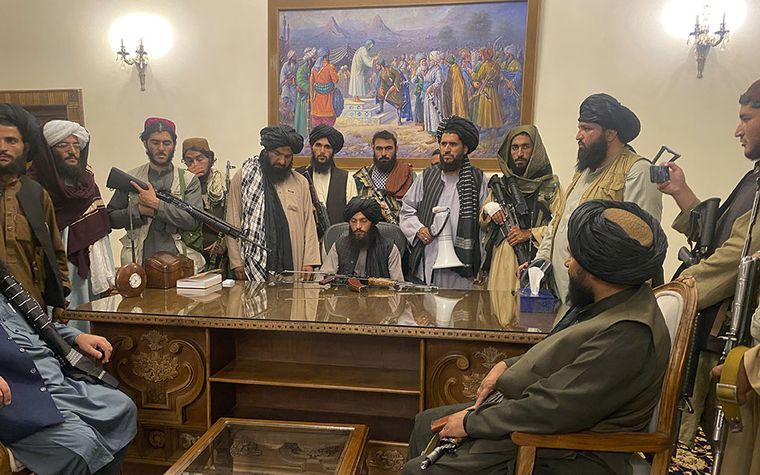 Παγκόσμια αγωνία για την επικράτηση των Ταλιμπάν