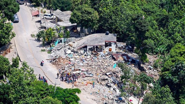 Πάνω από 2.000 οι νεκροί από το σεισμό στην Αϊτή