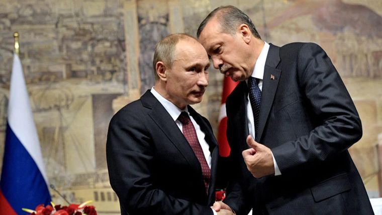 Πιθανή συνεργασία Τουρκίας Ρωσίας για υποβρύχια και μαχητικά αεροσκάφη