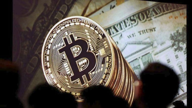 Το Σαλβαδόρ έγινε η πρώτη χώρα που υιοθετεί το bitcoin ως επίσημο νόμισμα