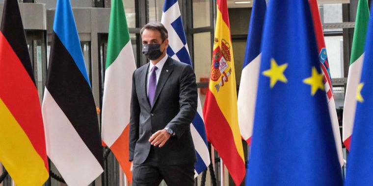 Σύνοδος Κορυφής Ε.Ε.-Δυτ. Βαλκανίων: Ενημέρωση του πρωθυπουργού για τη συμφωνία Ελλάδας-Γαλλίας