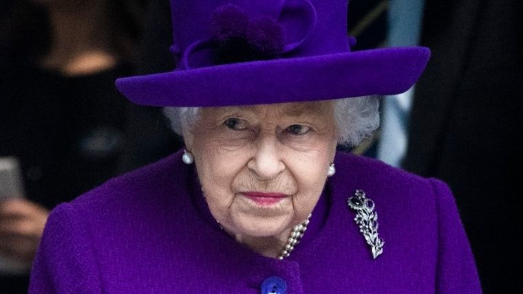 Η βασίλισσα Ελισάβετ θα παραστεί σε επίσημη τελετή την Κυριακή