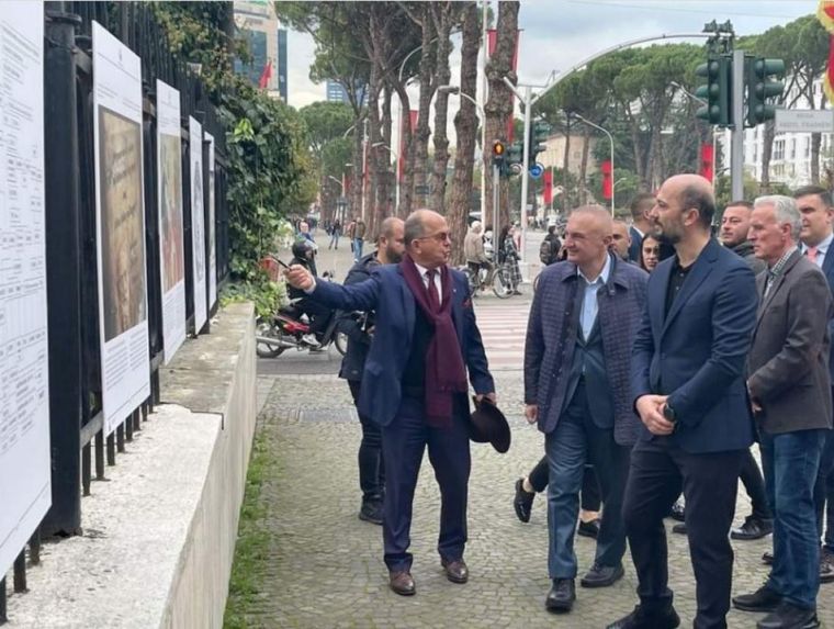 Έντονο διάβημα της Ελλάδας προς την Προεδρία της Αλβανίας σχετικά με έκθεση φωτογραφιών και χαρτών
