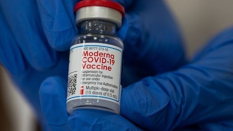 Moderna για παραλλαγή Όμικρον:Σε 2-6 εβδομάδες θα γνωρίζουμε την αποτελεσματικότητα των εμβολίων