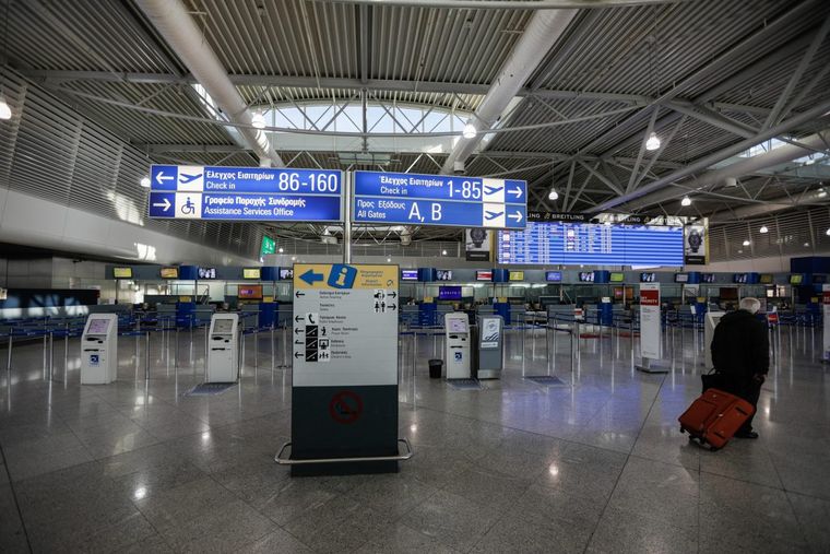 Σε ανοδική πορεία η επιβατική κίνηση στα ελληνικά αεροδρόμια