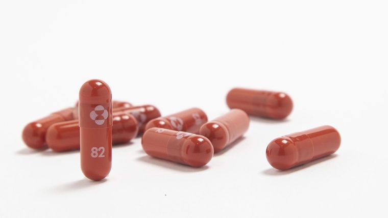 Ο FDA ενέκρινε το αντιιικό χάπι της Merck για την Covid-19