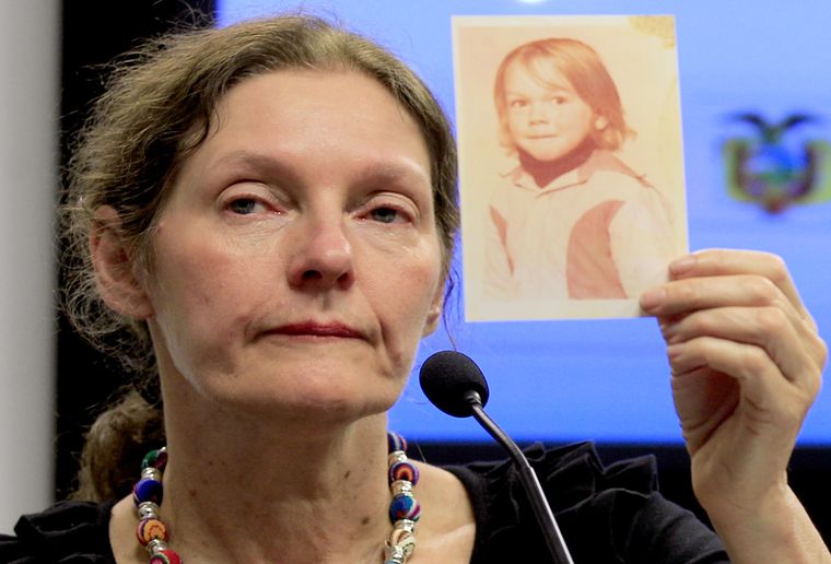 Μητέρα Ασάνζ: Μεγαλύτερος πόνος από της γέννας, ο φόβος ότι θα δολοφονηθεί από τη CIA