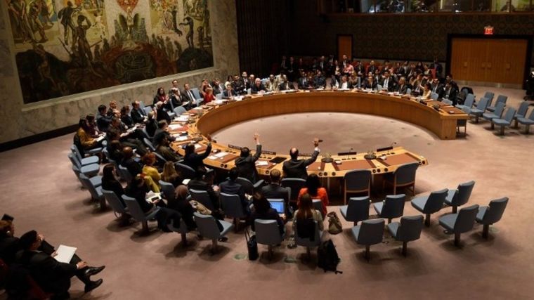 Συνεδριάζει το Συμβούλιο Ασφαλείας του ΟΗΕ για την Ουκρανία εν μέσω απειλών ΗΠΑ-ΗΒ για νέες κυρώσεις κατά της Ρωσίας
