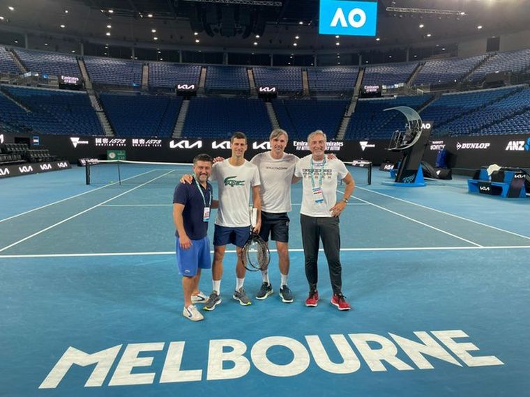 Αφέθηκε ελεύθερος ο Τζόκοβιτς, Θέλει να παίξει στο Australian Open