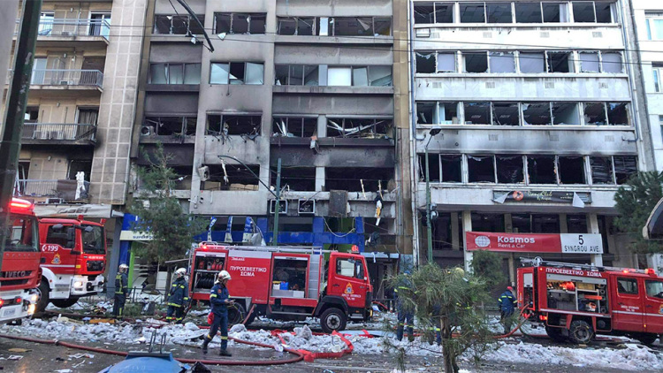 Έκρηξη στη Συγγρού:  Εικόνα απόλυτης καταστροφής στο σημείο