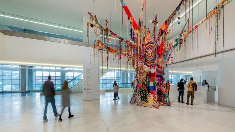 New York Times: Ενας κόμβος για τη σύγχρονη τέχνη δημιουργείται «στη σκιά της Ακρόπολης»