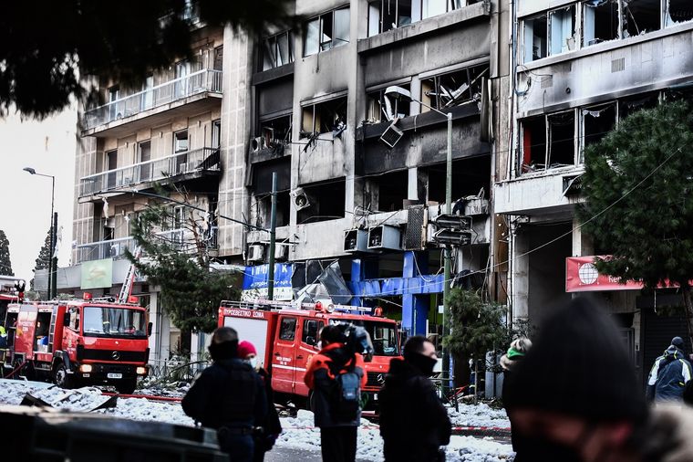 Έκρηξη στη Συγγρού: Όπλα και φυσίγγια βρέθηκαν στο σπίτι του τραυματία