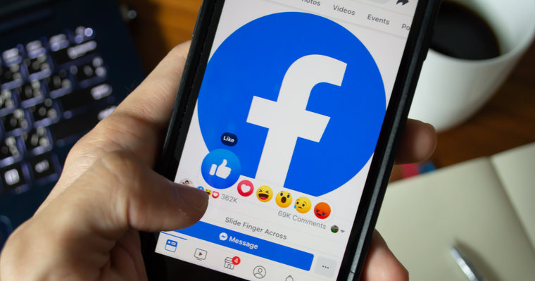 Το Facebook έχασε καθημερινούς χρήστες για πρώτη φορά