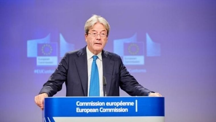 Επίτροπος Οικονομικών ΕΕ: Προϋπόθεση η ανάπτυξη για τη μείωση του χρέους της Ελλάδας