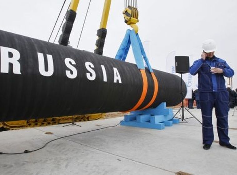 H Γερμανία αναστέλλει τη διαδικασία αδειοδότησης του Nord Stream 2