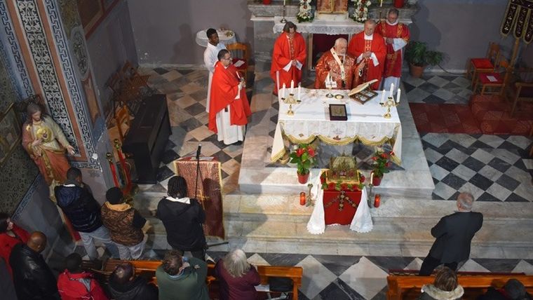 Στην εκκλησία της Παναγίας των Καθολικών στη Μυτιλήνη, για τον εορτασμό του Αγ. Βαλεντίνου