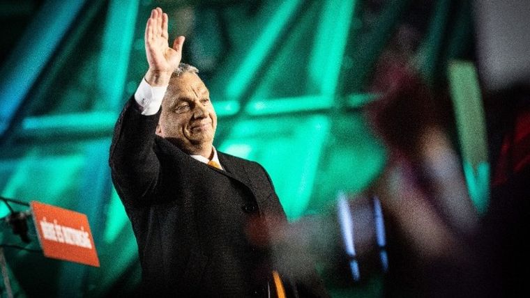 Θριαμβευτής ο Βίκτορ Ορμπάν στην Ουγγαρία