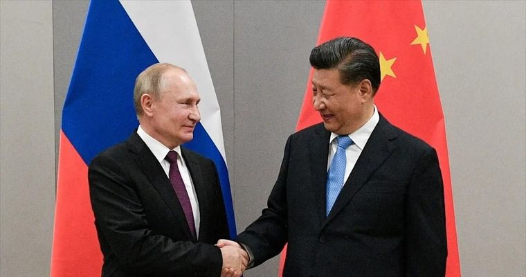 Το Πεκίνο δεν παρακάμπτει τις κυρώσεις σε βάρος της Μόσχας